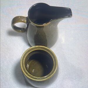 Elegant Brown Ceramic Creamer and Sugar Set